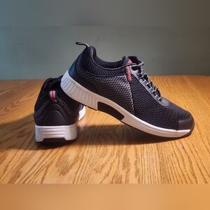 Orthofeet Edgewater Mens Size 10.5 2E Wide Orthopedic Sneaker NWOT